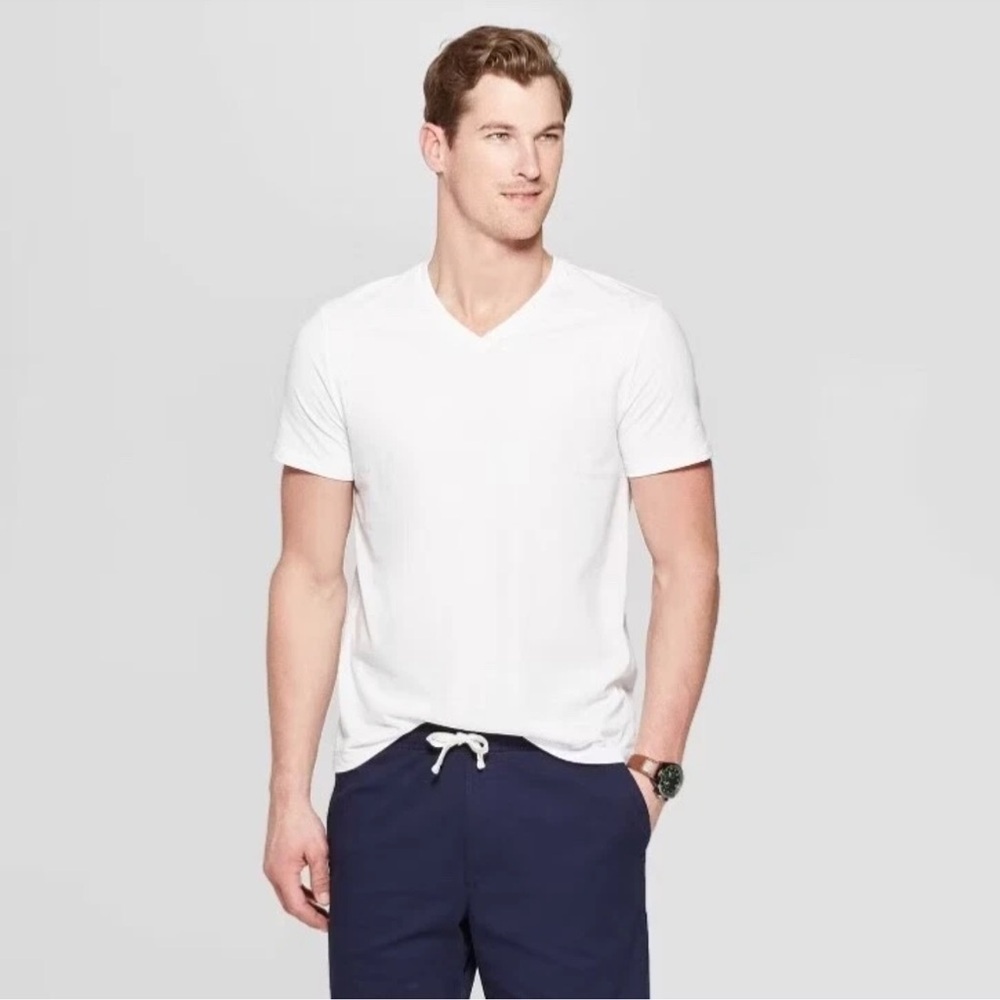 Goodfellows Every Wear V-Neck White Men’s Size Small Standart Fit Tag Free - Picture 1 of 8